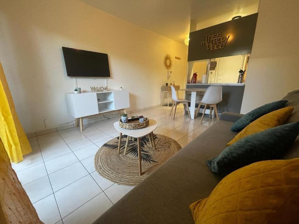 Appart The Good Stay Disneyland Montévrain Exterior foto